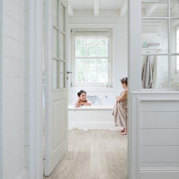 QUICK-STEP LIVYN BALANCE CLICK CANYON OAK GREY W/ SAW CUTS