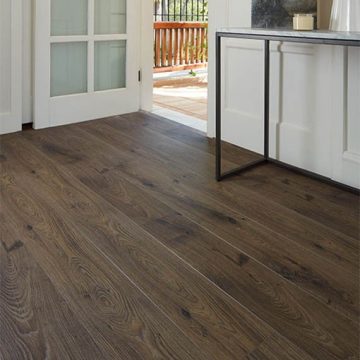 oakleaf tawny lifestyle